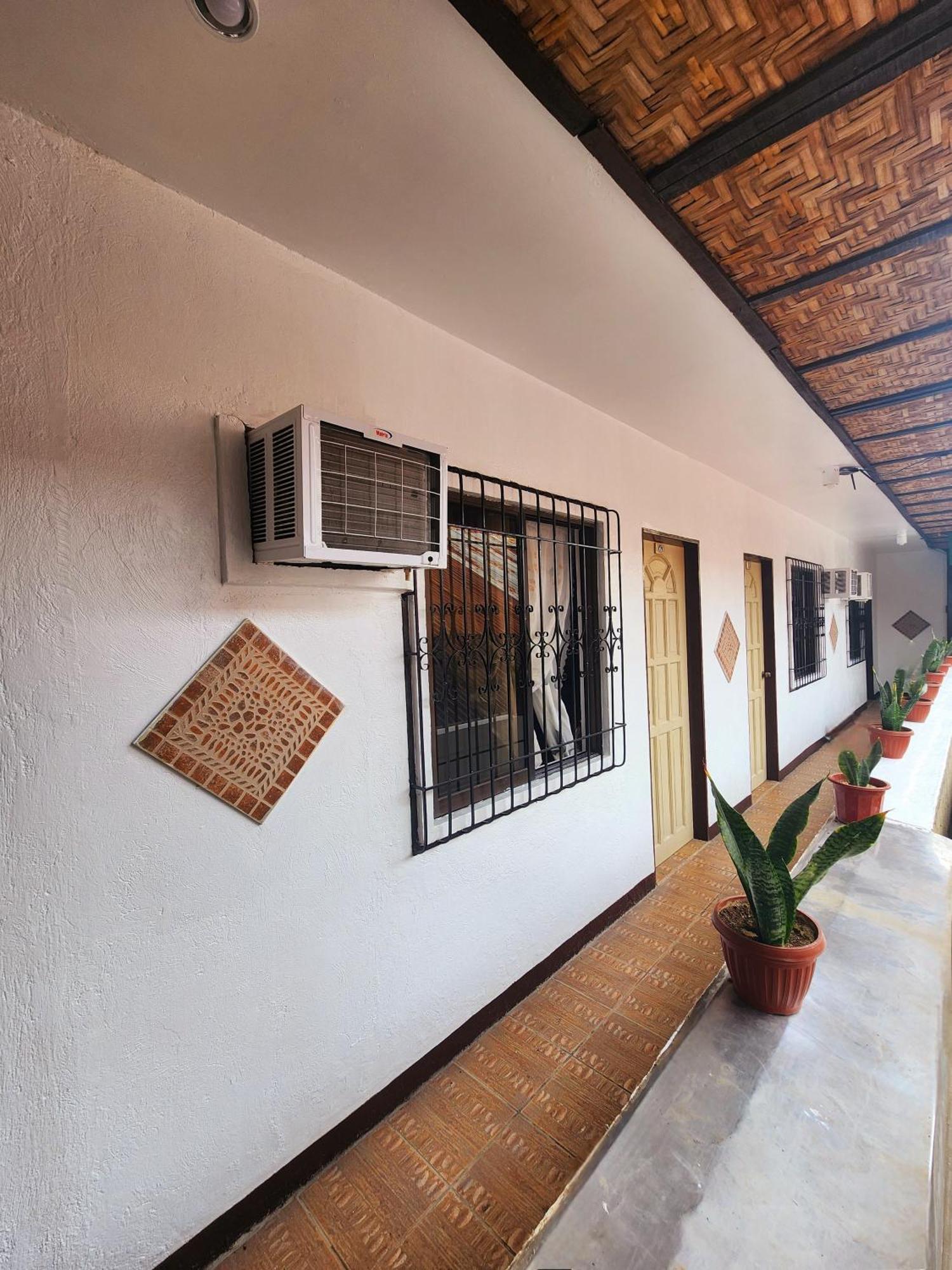 Mb'S Garden Inn Isla de Mactán Exterior foto